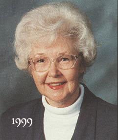 1999 Aviator of the Year Betty Holmes